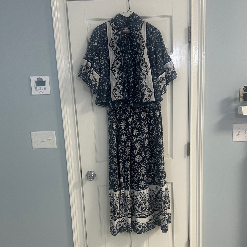 Sue Sartor 2 piece shirt and skirt - Picture 2 of 4